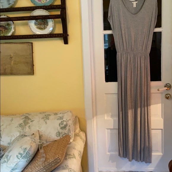 H&M Gray Tshirt Dress long maxi boho style - Picture 2 of 4